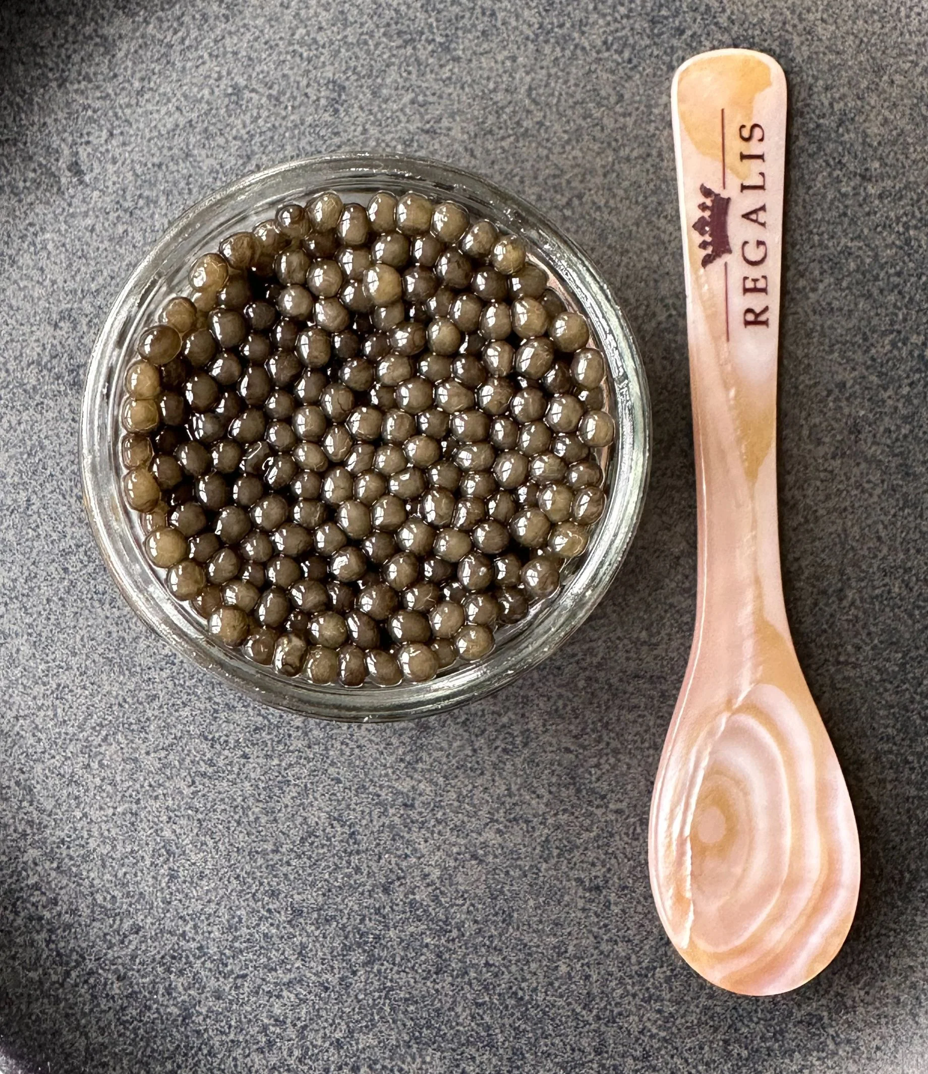 Grandeur Osetra Caviar (Large Grain 3.5mm eggs) - Image 3